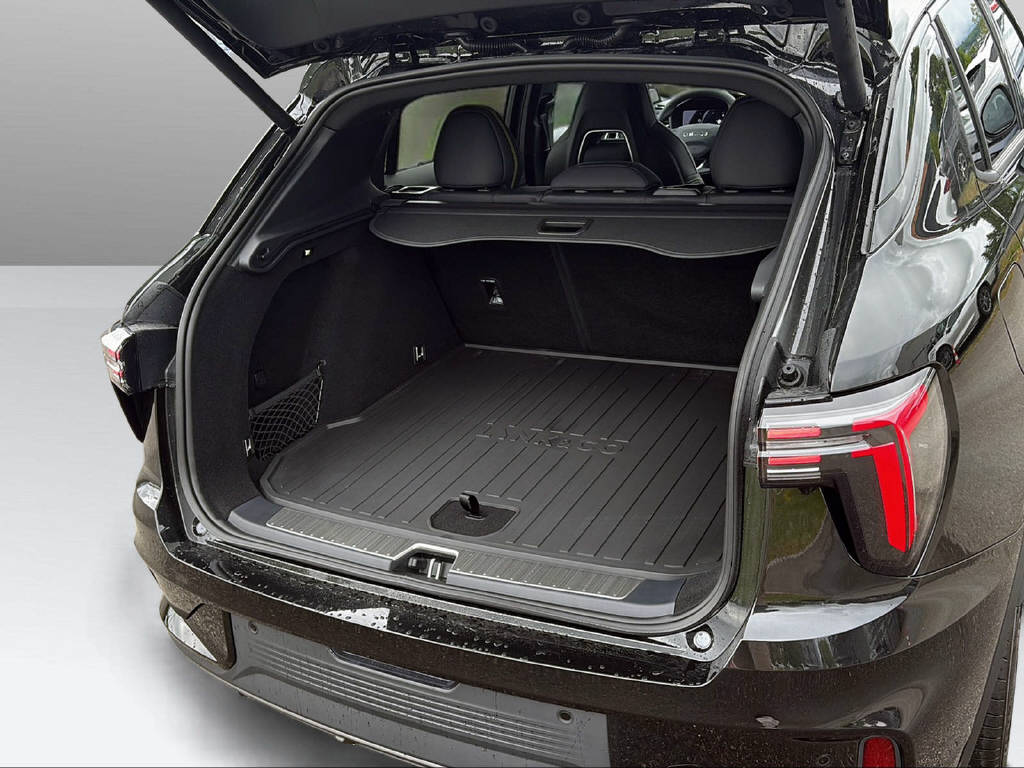 LYNK & CO 01 1.5 PHEV More-image-25