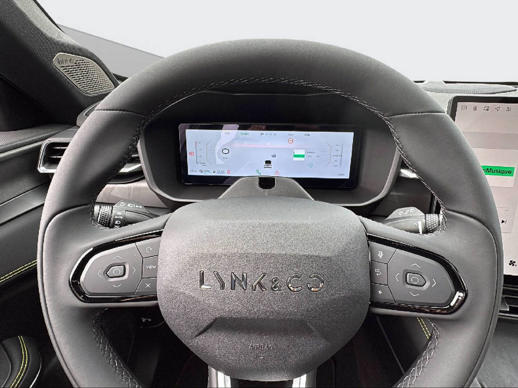 LYNK & CO 01 1.5 PHEV More-image-13