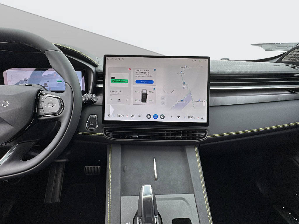 LYNK & CO 01 1.5 PHEV More-image-12