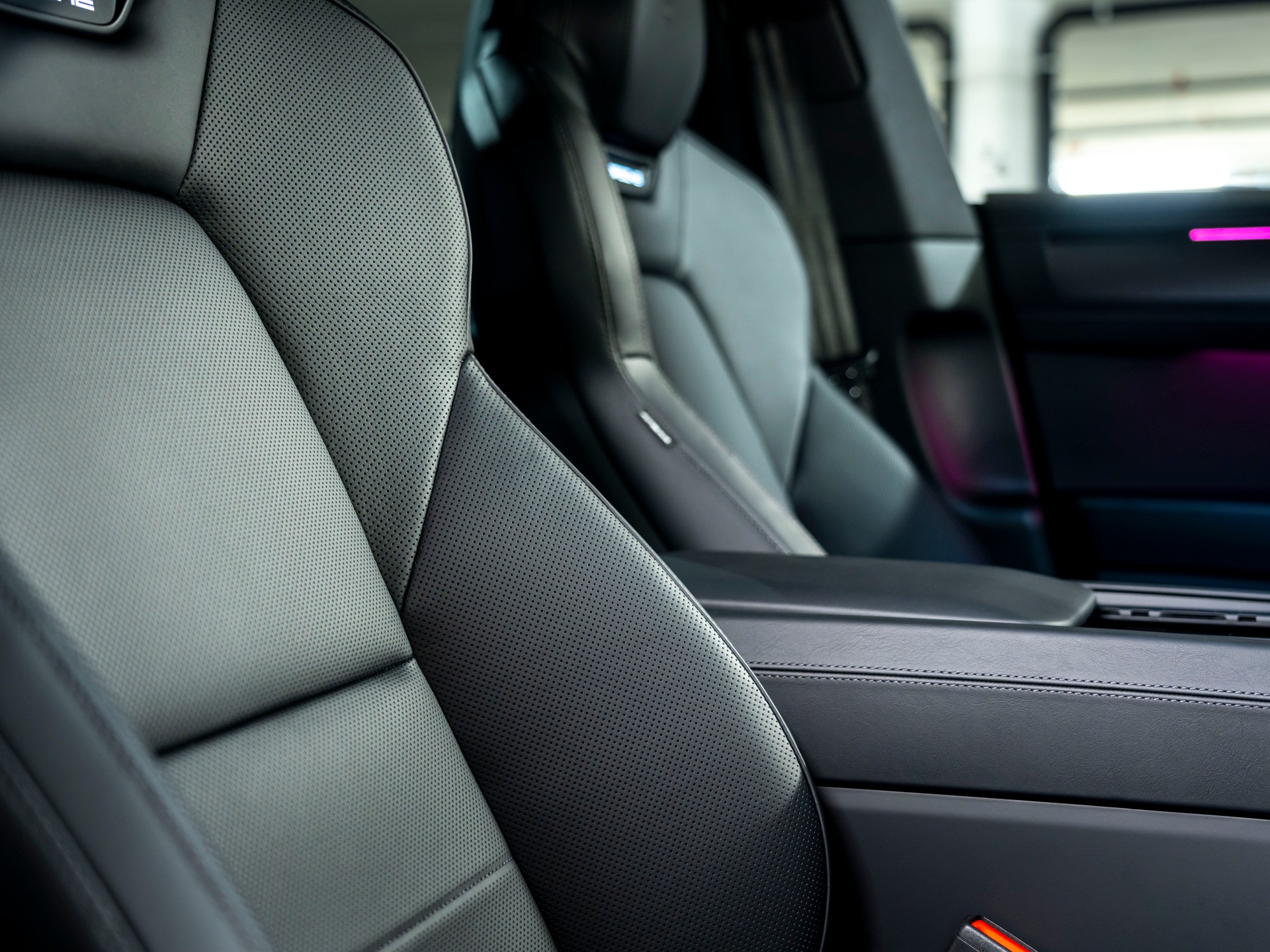 PORSCHE Cayenne Coupe S Electric 113 kWh-image-14