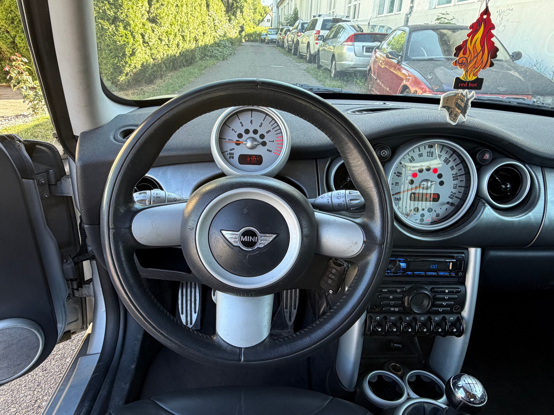 MINI Cooper S-image-13