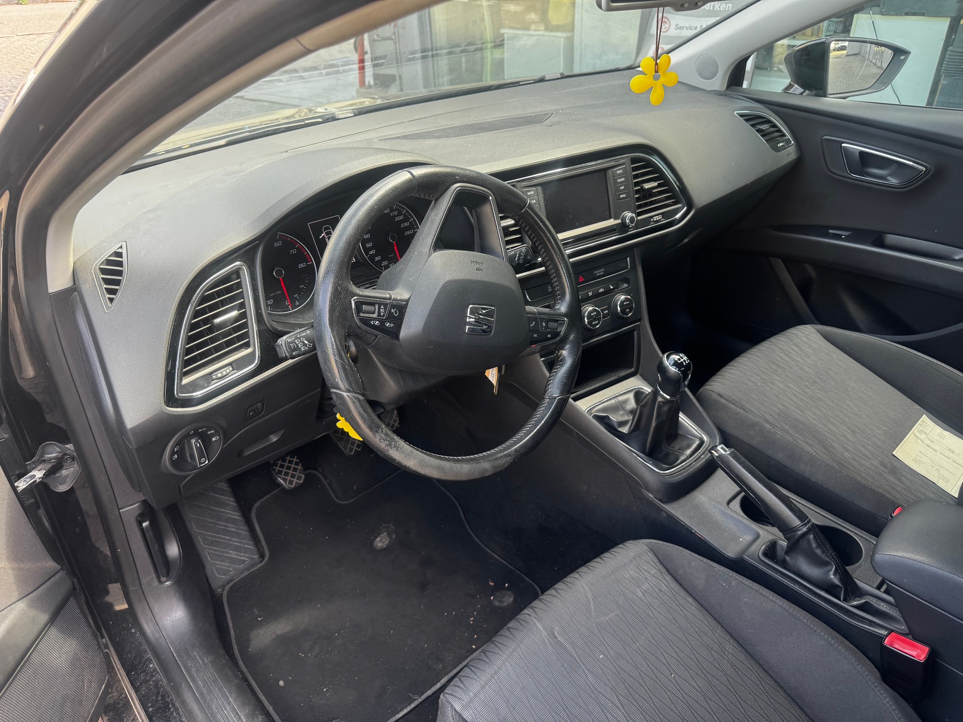 SEAT Leon ST 1.4 TSI Style-image-4