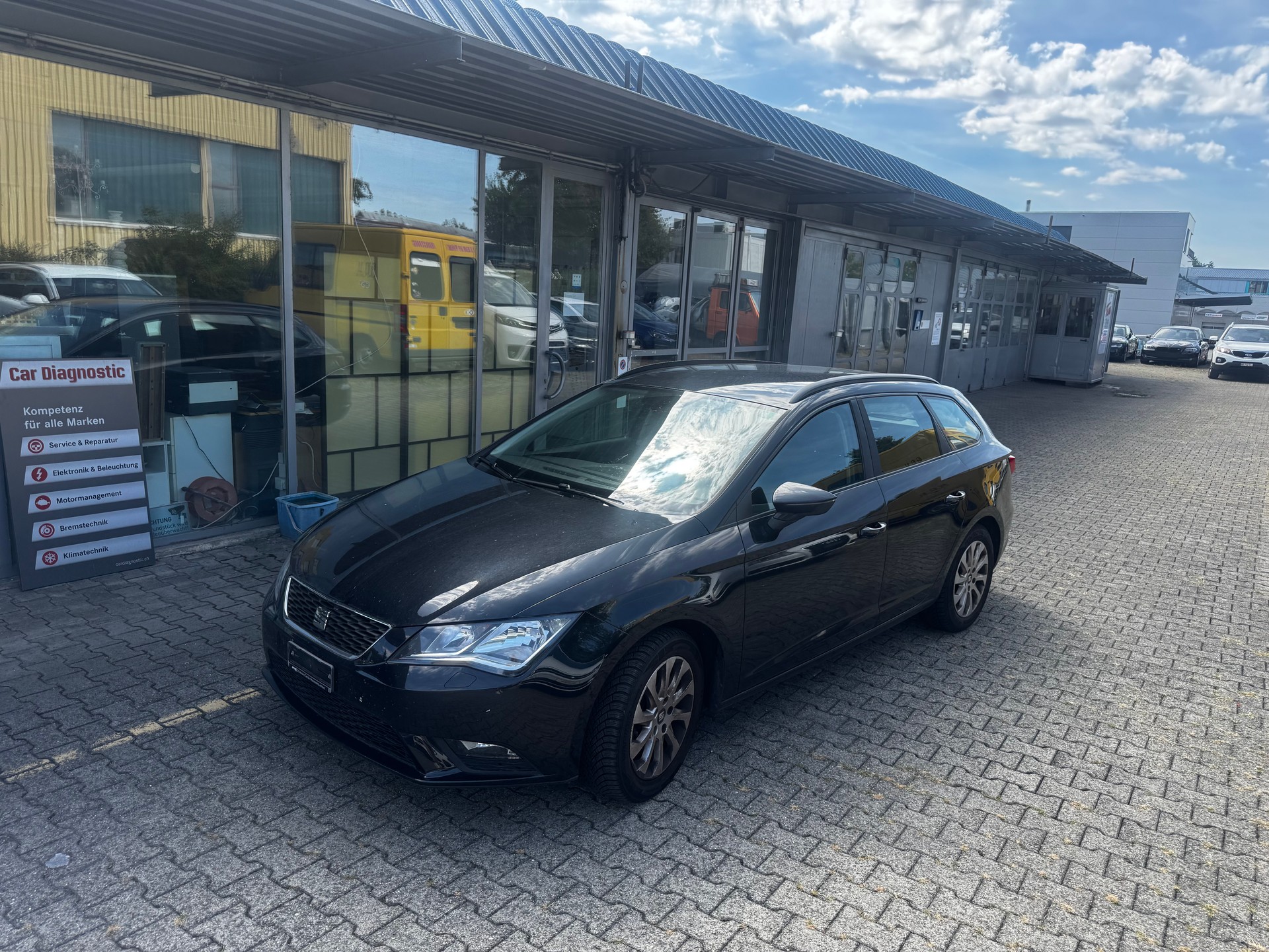SEAT Leon ST 1.4 TSI Style-image-1