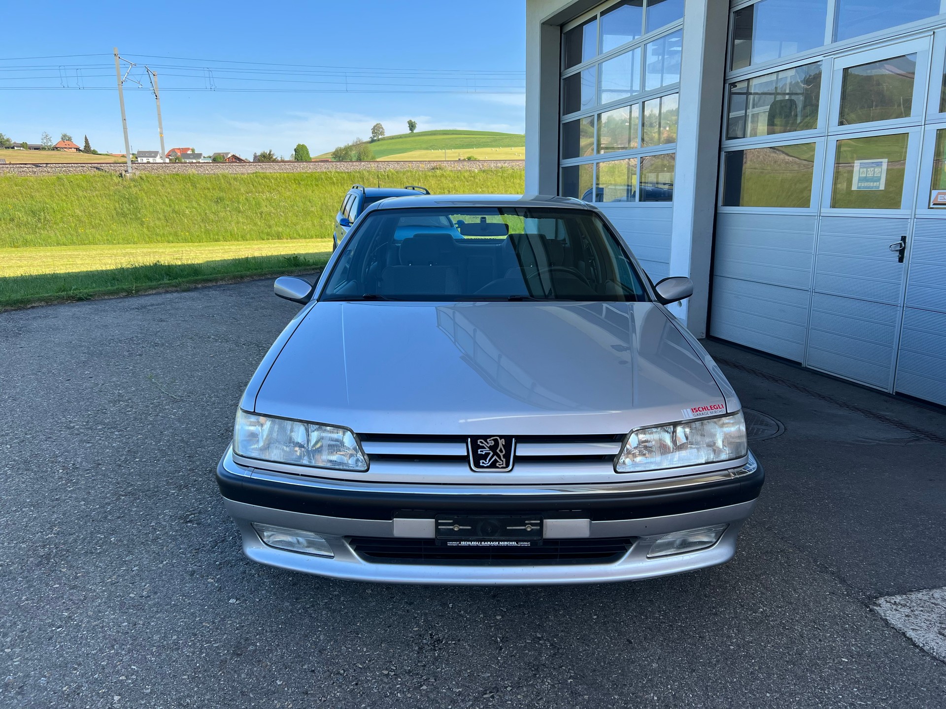 PEUGEOT 605 2.0 SRI-image-2