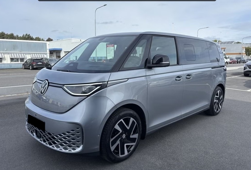 VW ID.Buzz LWB Pro 4 Motion - 7 Sitzer-image-0