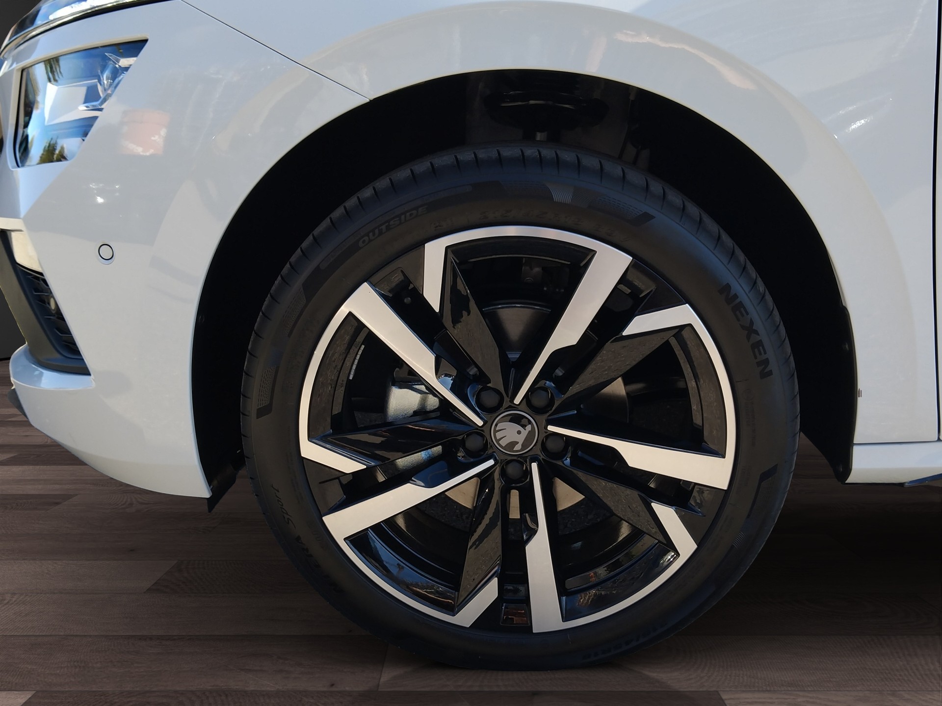 SKODA Kamiq 1.5 TSI Monte Carlo DSG-image-14