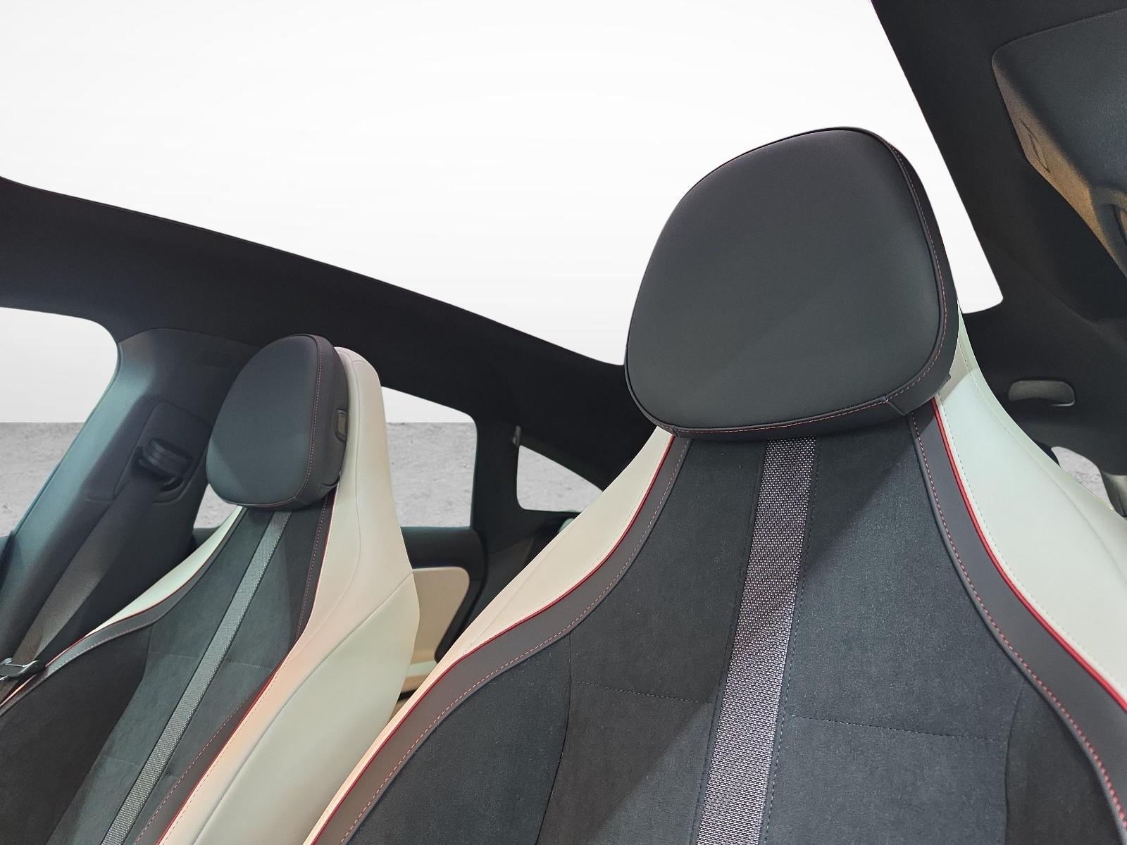 MERCEDES-BENZ CLA 350 4MATIC Shooting Brake EQ-image-12