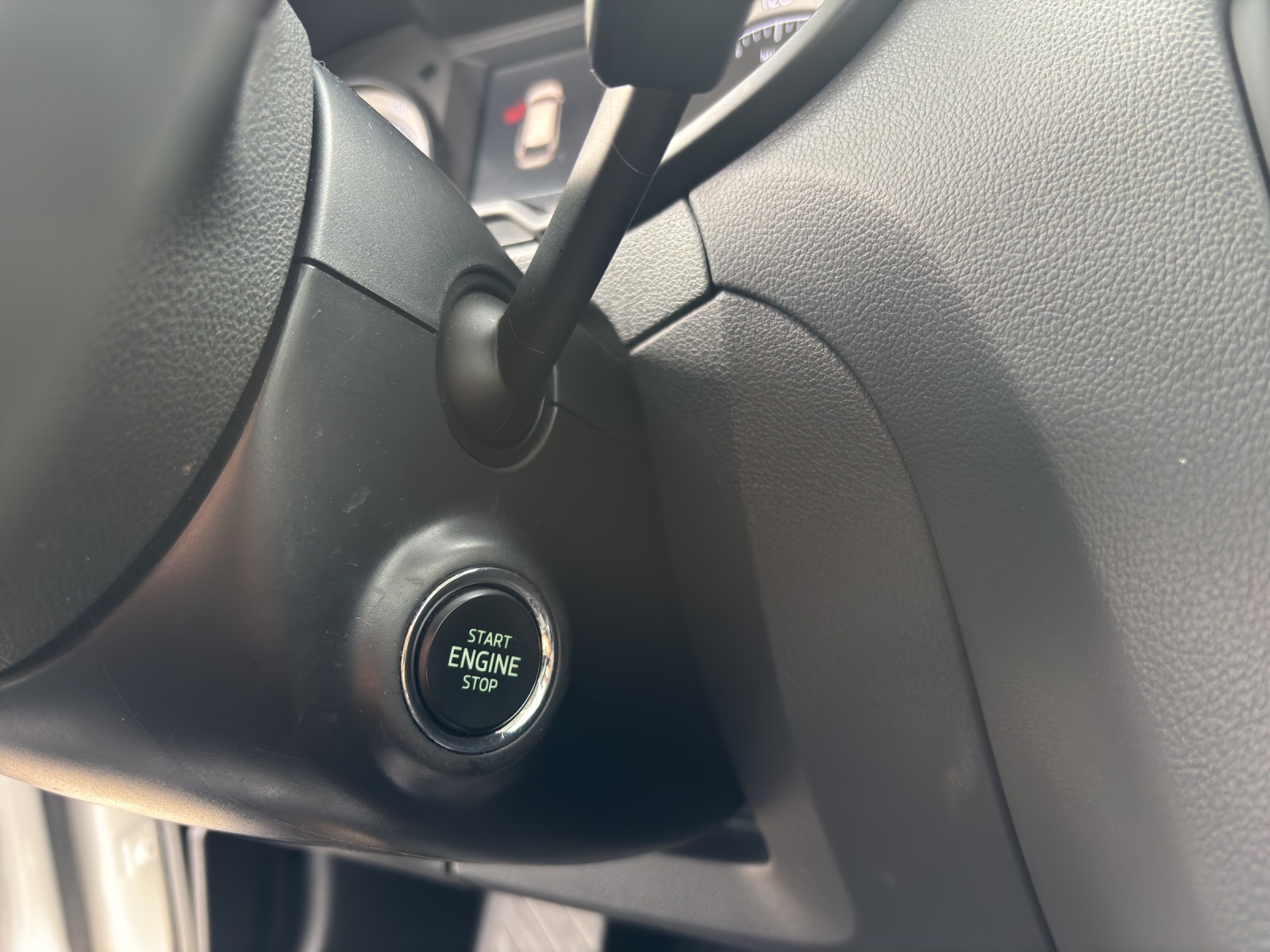 SKODA Octavia Combi 2.0 TSI Soleil 4x4 DSG-image-9