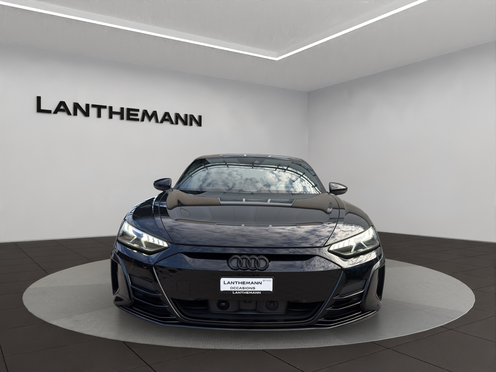 AUDI RS e-tron GT quattro-image-6