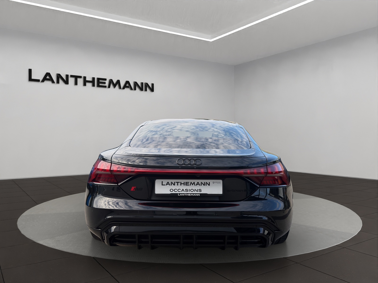 AUDI RS e-tron GT quattro-image-3
