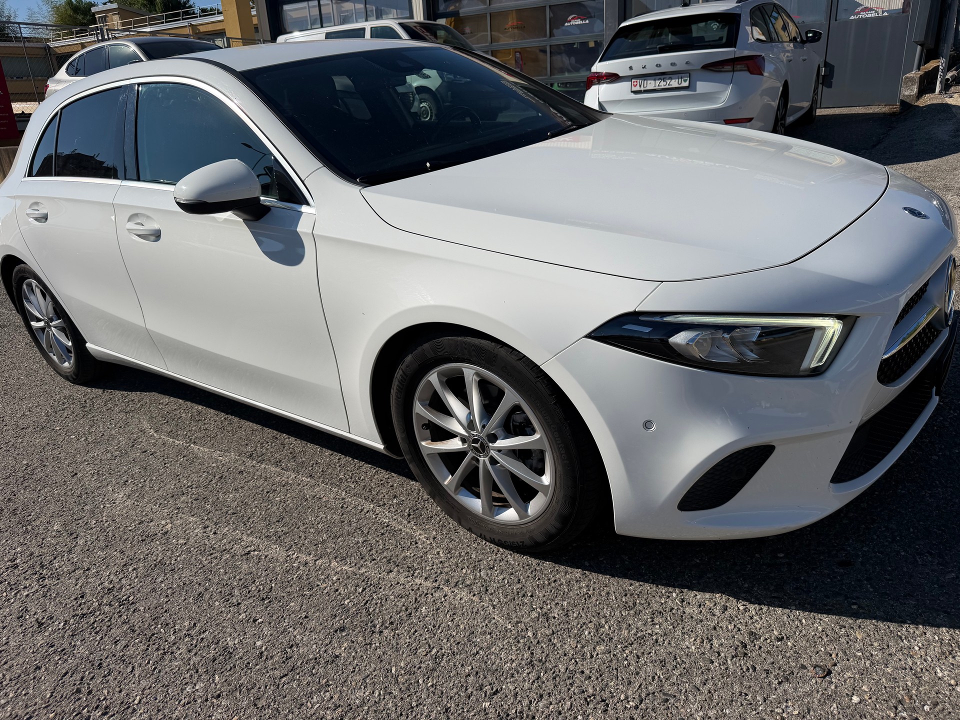 MERCEDES-BENZ A 180 d-image-0
