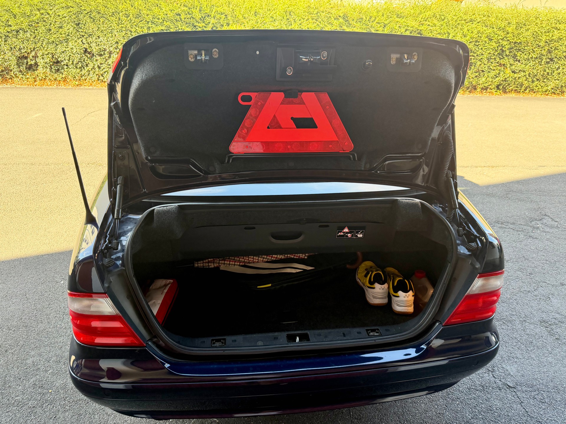 MERCEDES-BENZ CLK 320 V6 Elegance-image-9