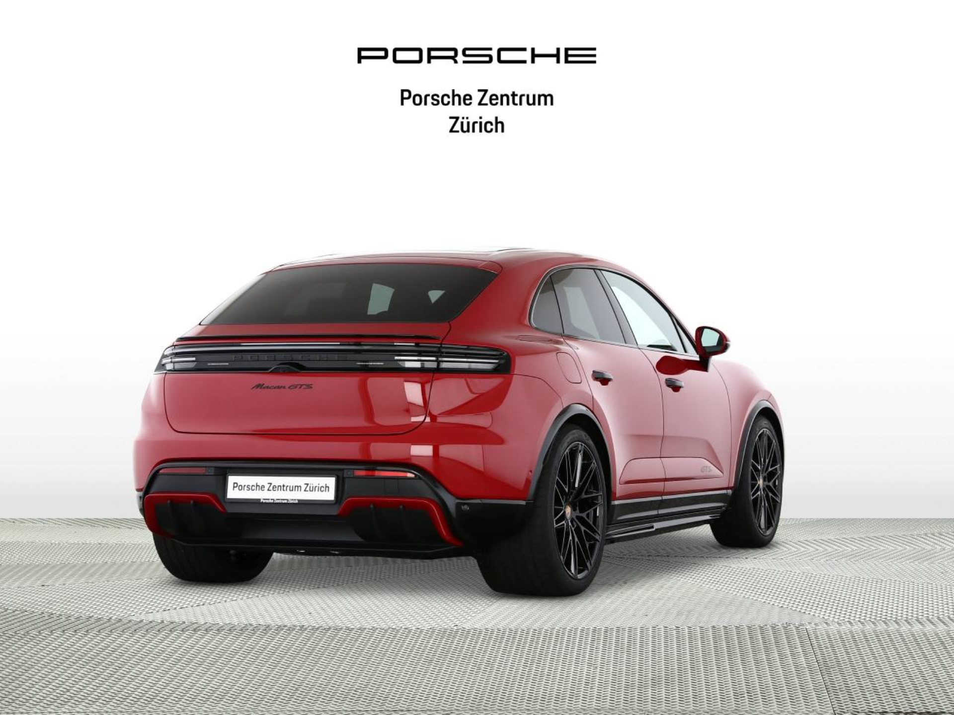 PORSCHE Macan GTS-image-2