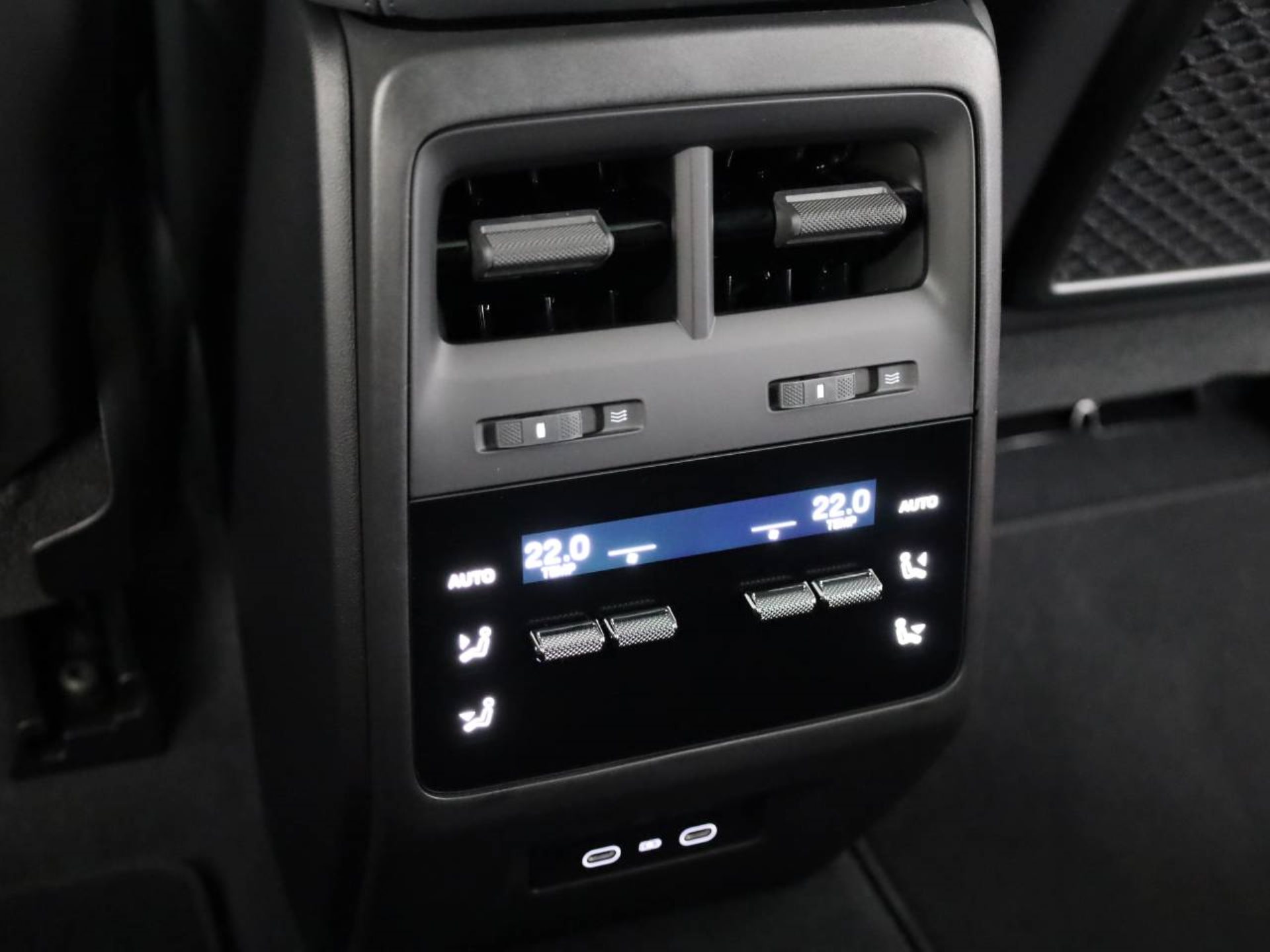 PORSCHE Macan GTS-image-18