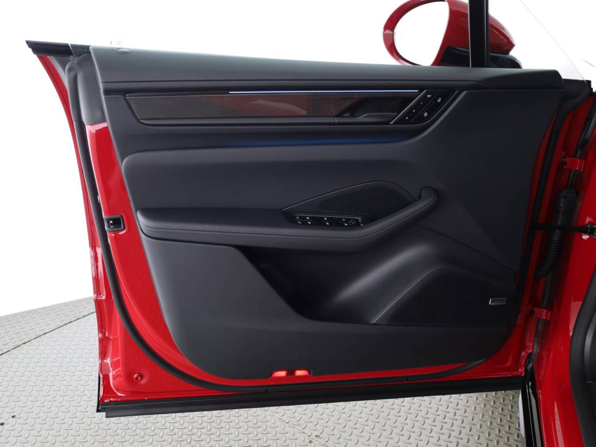 PORSCHE Macan GTS-image-19