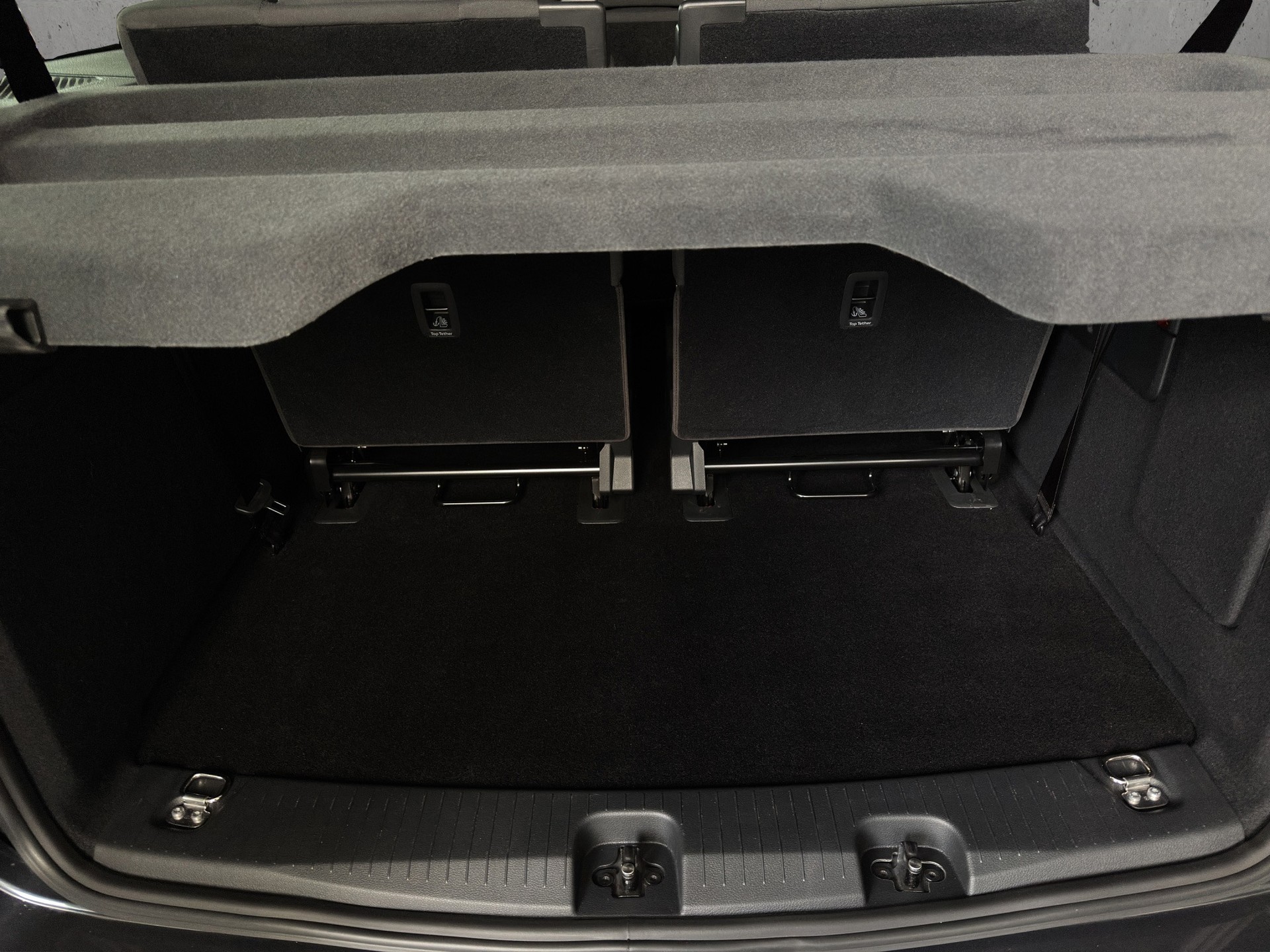 VW Caddy Maxi 2.0 TDI Life DSG 7-Pl. Heckflügeltüren Geteilt "AHK-Navi-RF.-Kamera-Virtual Cockpit"-image-21