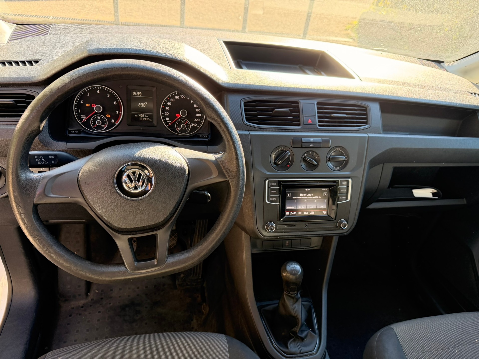 VW Caddy 1.2 TSI Entry BlueMotion Technology-image-12