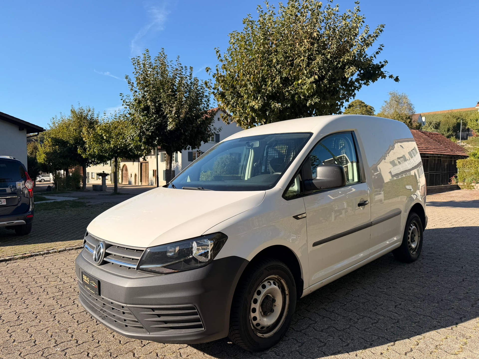 VW Caddy 1.2 TSI Entry BlueMotion Technology-image-0