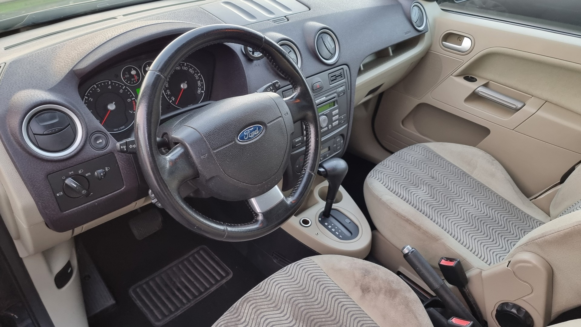 FORD Fusion 1.6 16V Plus-image-5