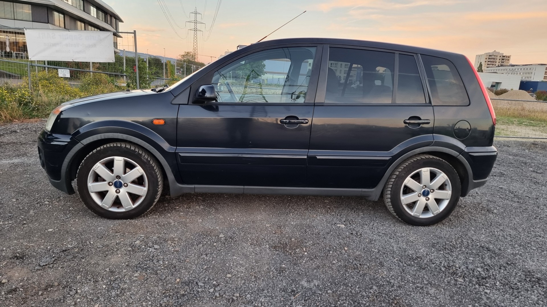 FORD Fusion 1.6 16V Plus-image-1