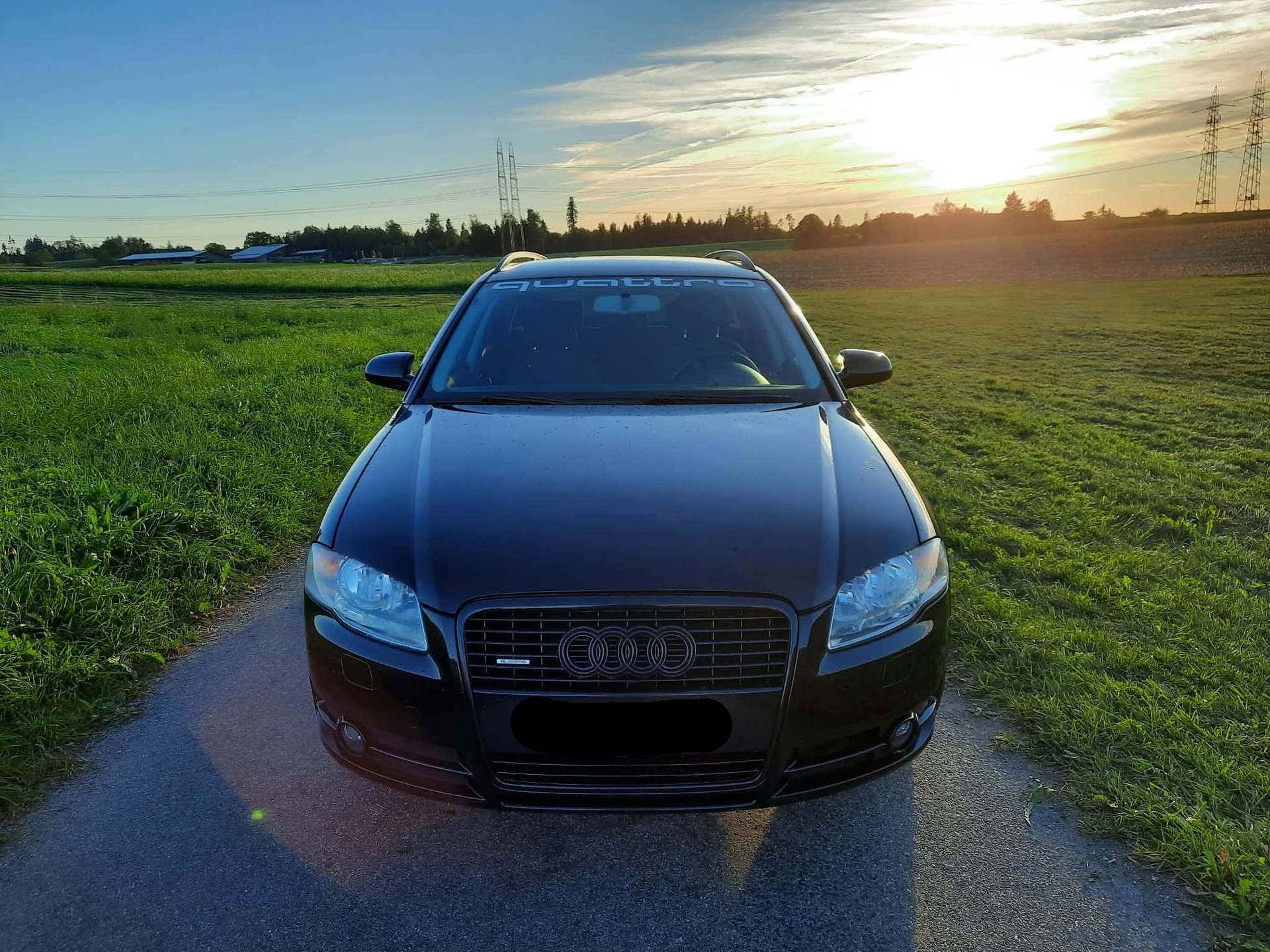 AUDI A4 Avant 1.8 Turbo quattro-image-2