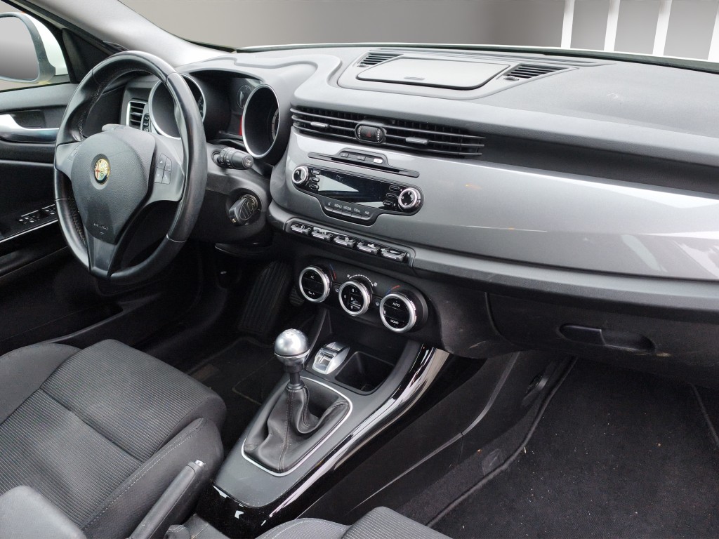ALFA ROMEO Giulietta 1.4 TB-image-10