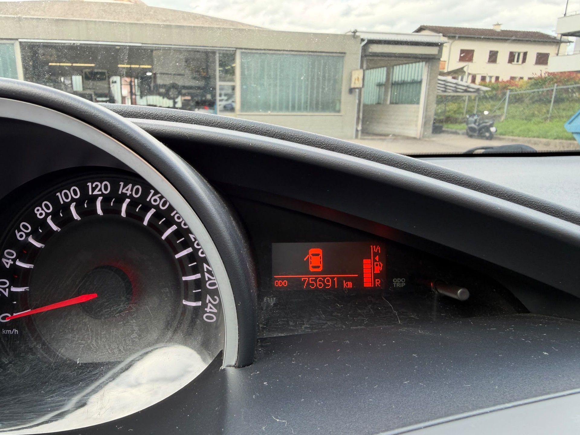 TOYOTA Verso 2.0 D-4D Trend 7P-image-10
