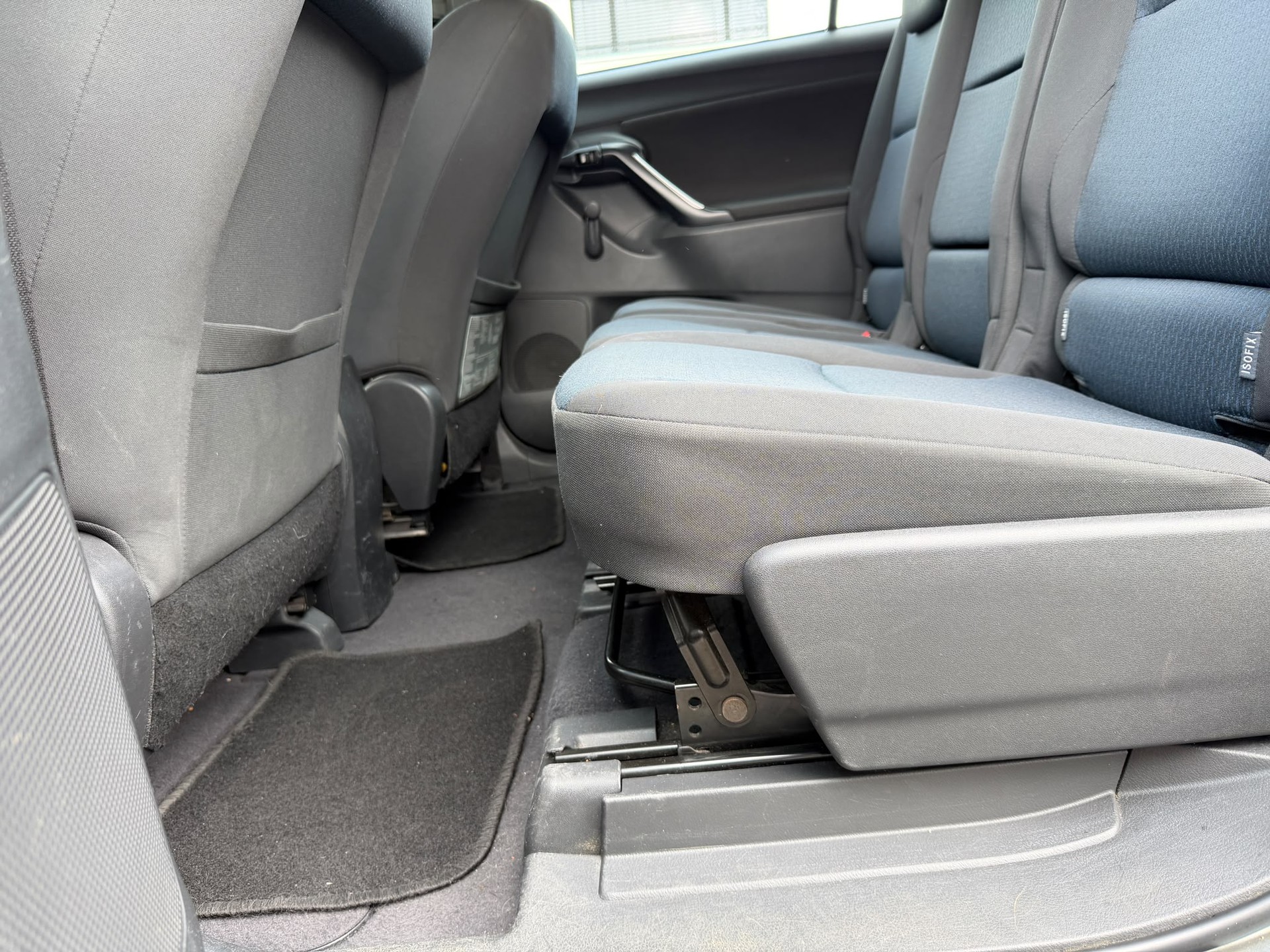 TOYOTA Verso 2.0 D-4D Trend 7P-image-13