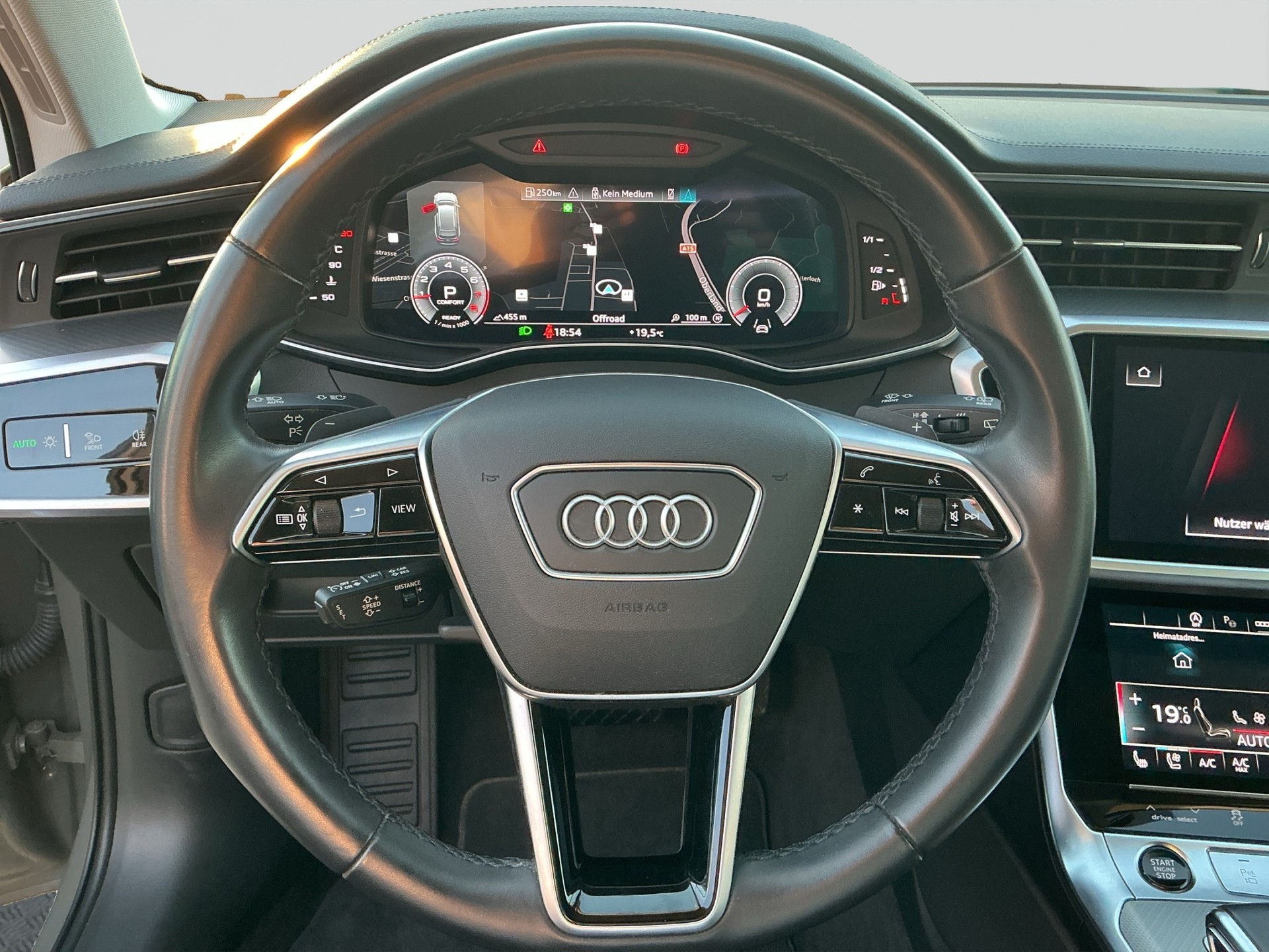 AUDI A6 Avant 45 TFSI Design S-tronic-image-9