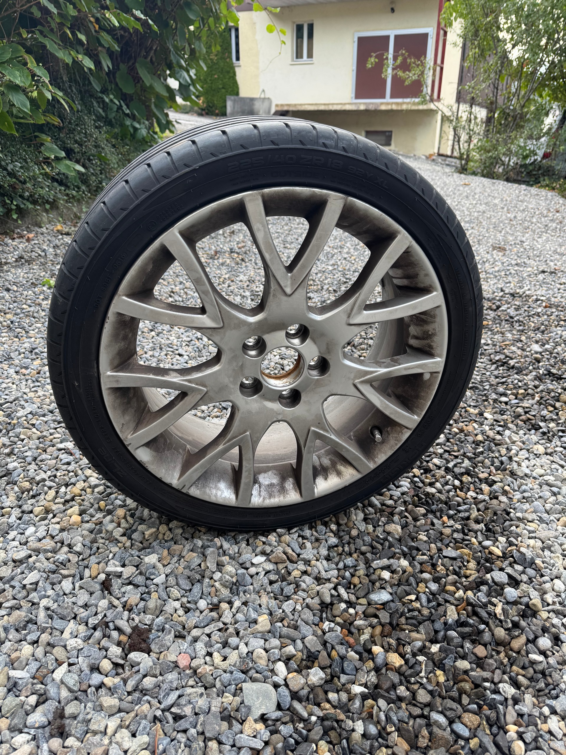 VOLVO 2.5 T5 Momentum AWD-image-15