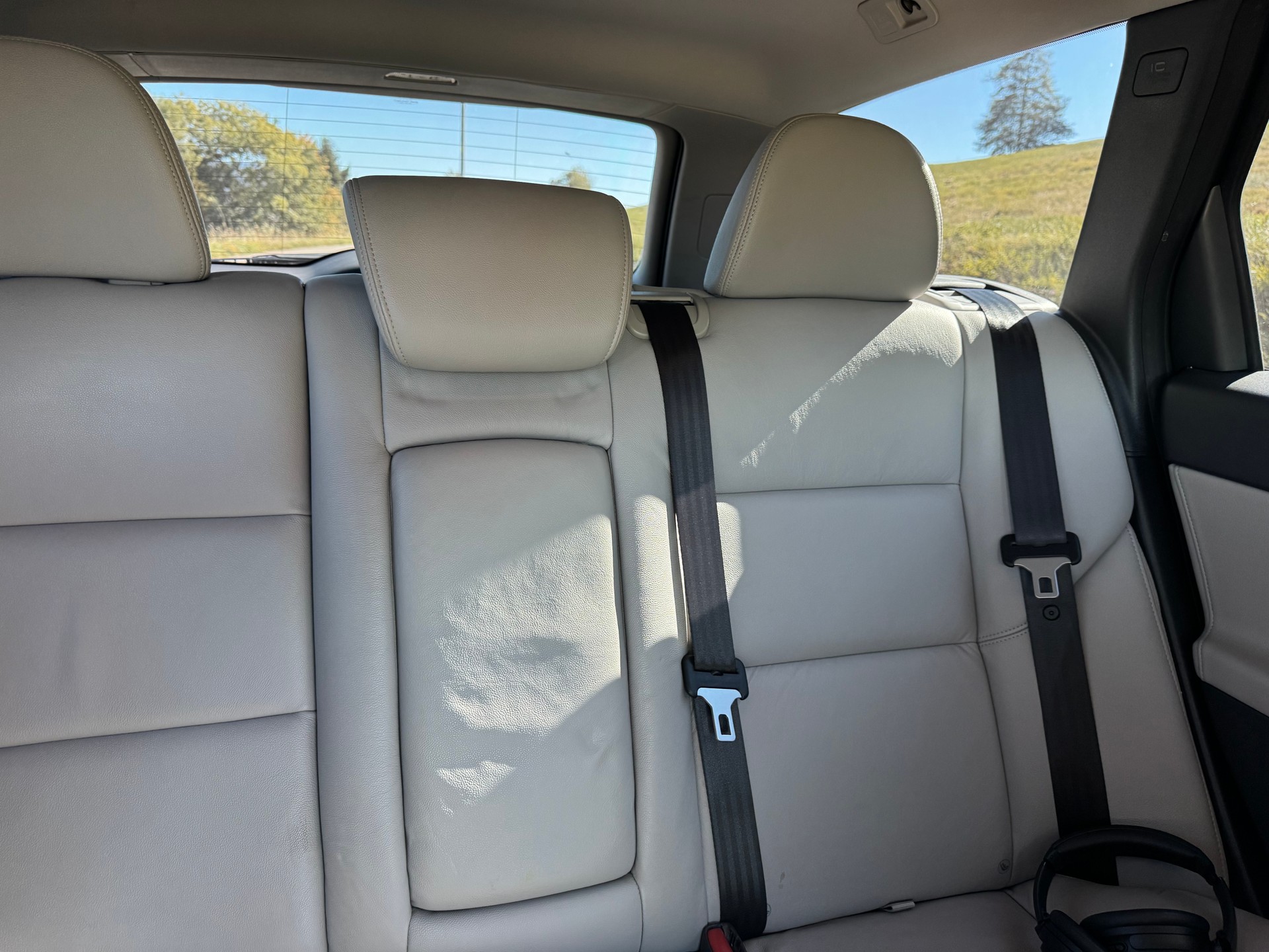 VOLVO 2.5 T5 Momentum AWD-image-6