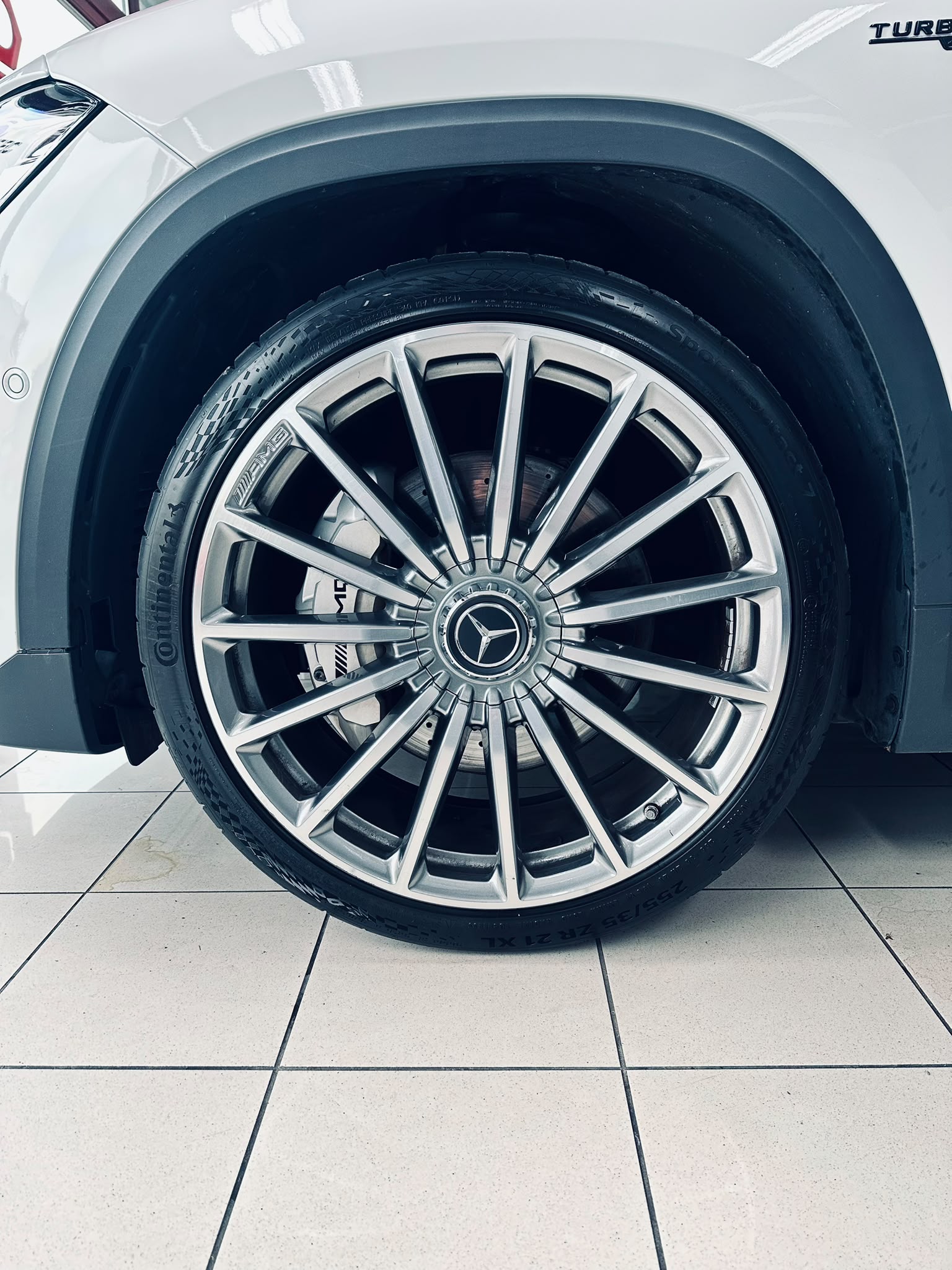 MERCEDES-BENZ GLA 35 AMG 4Matic 8G-Speedshift DCT-image-7