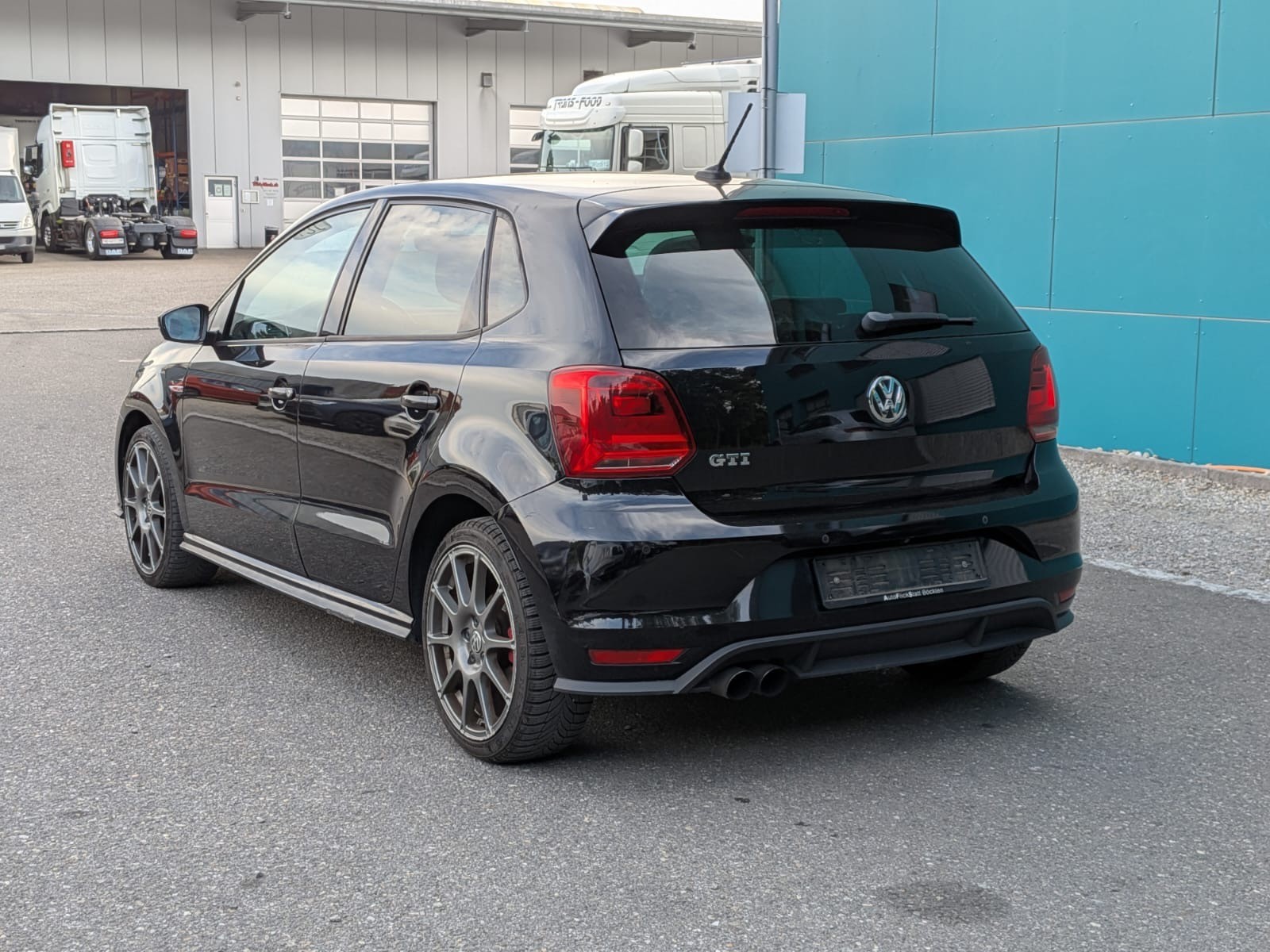 VW Polo 1.8 TSI GTI-image-5