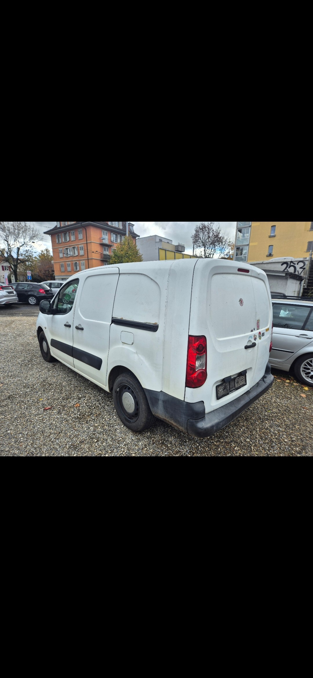 PEUGEOT Partner 1.6 HDI Urban Pack-image-5