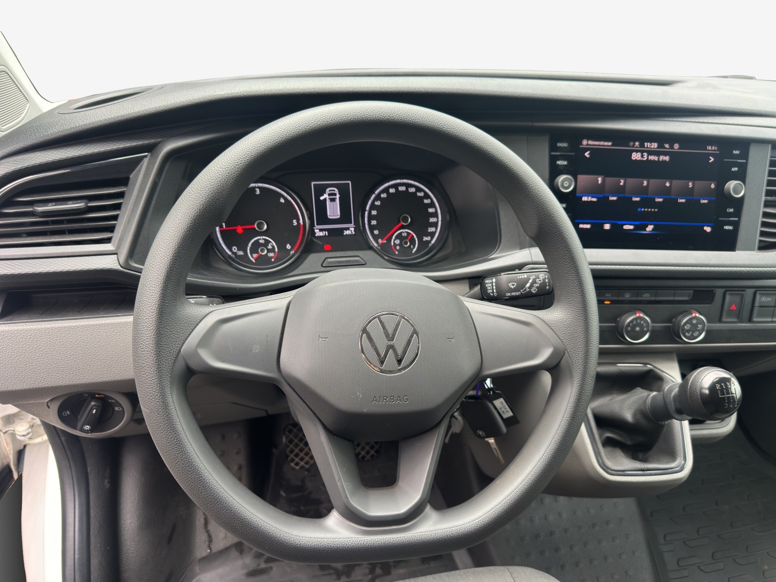 VW T6.1 2.0 TDI-image-9