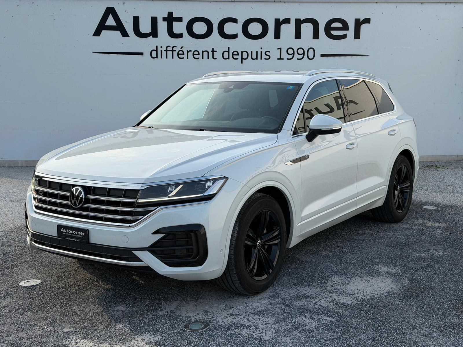 VW Touareg 3.0 TDI R Line Tiptronic-image-0