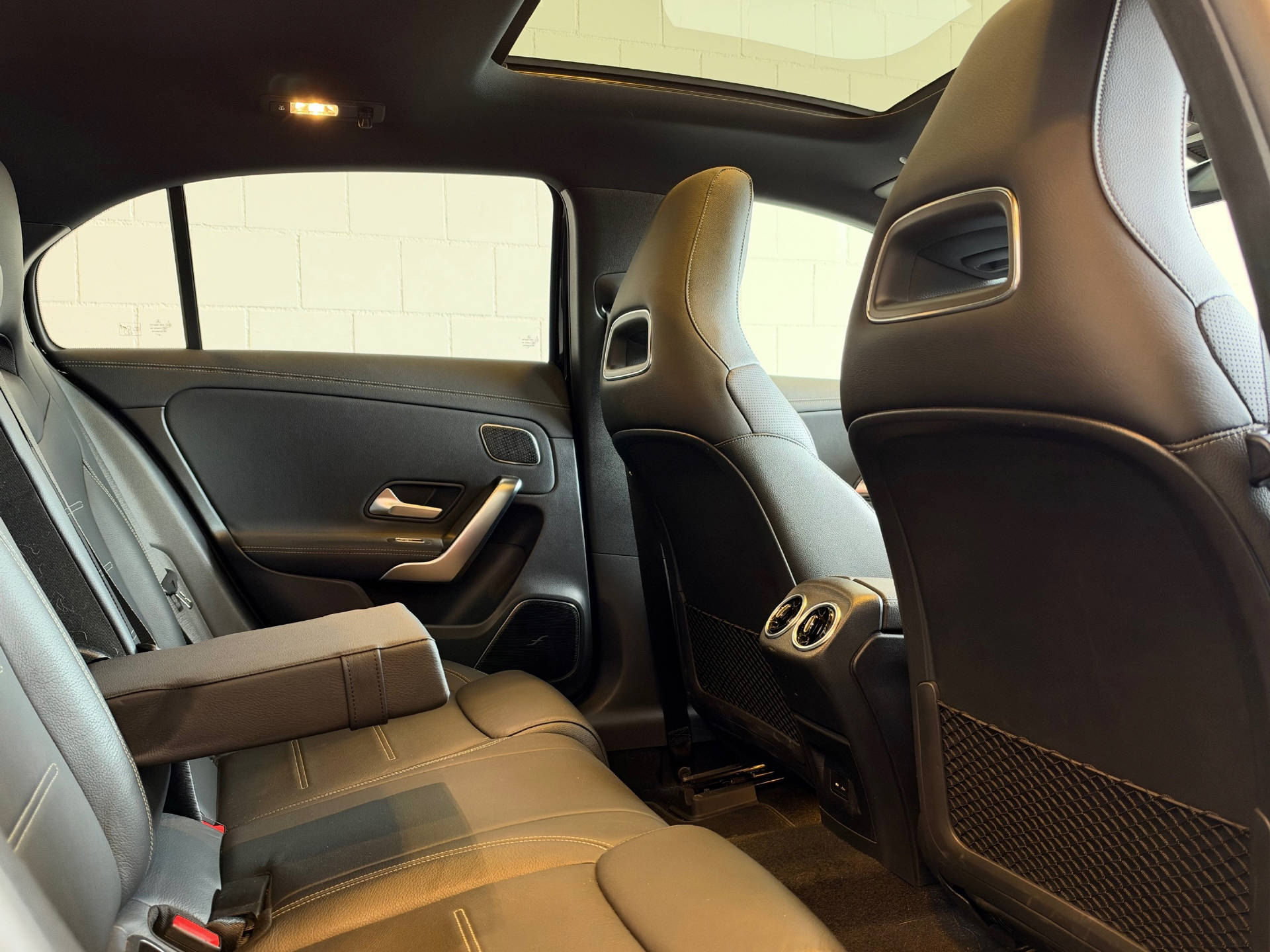 MERCEDES-BENZ A 45 S AMG 4matic+-image-11