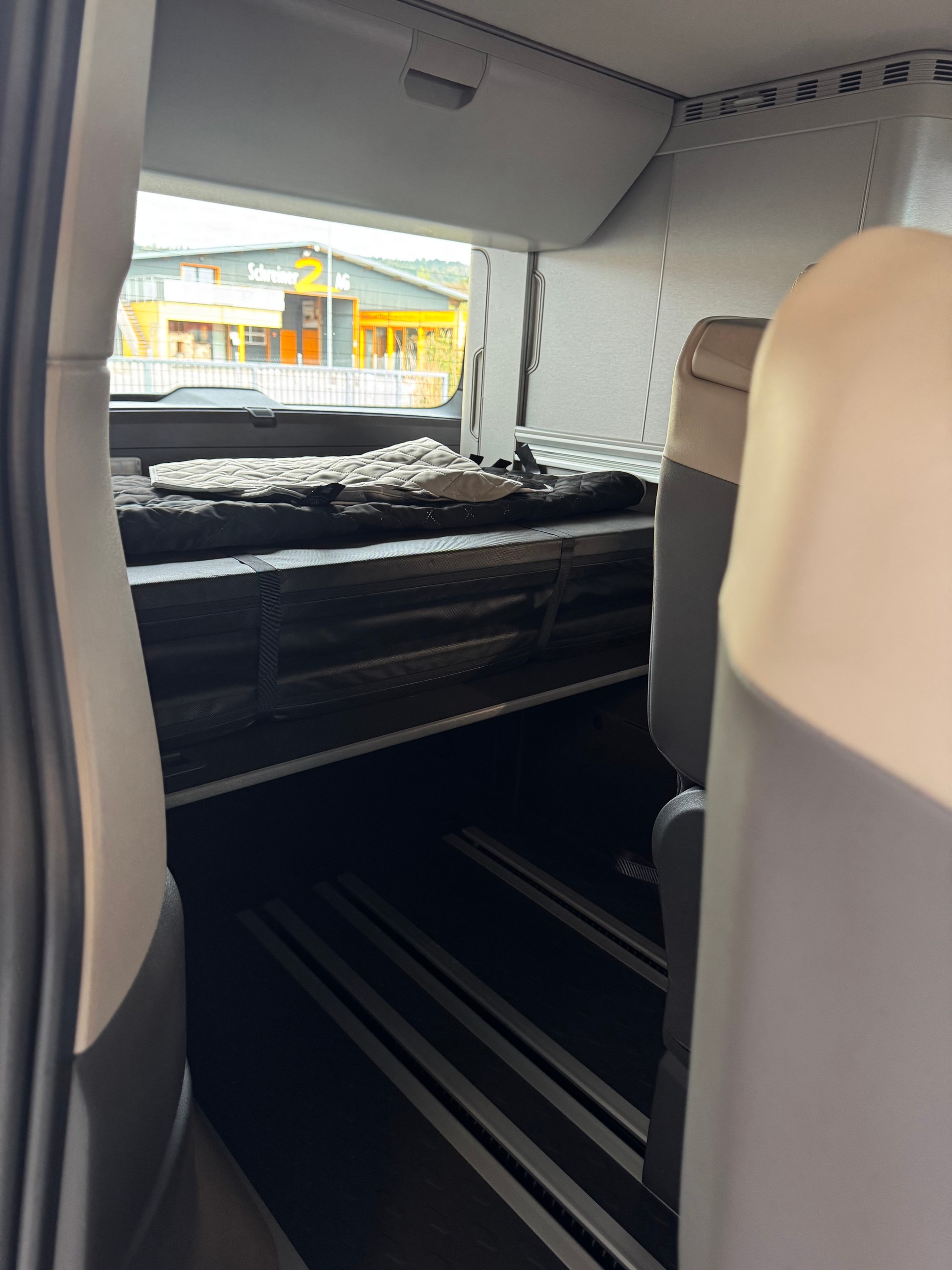 VW California eHybrid Ocean Liberty 4Motion-image-21