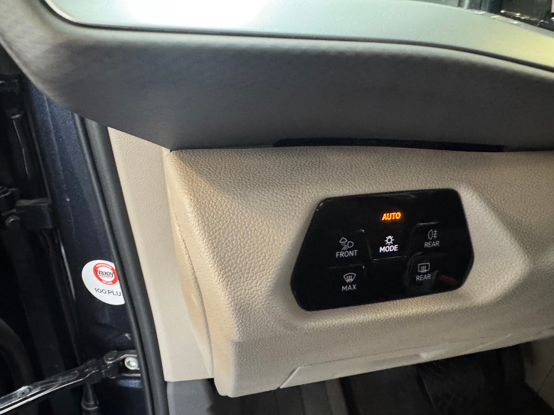 VW California eHybrid Ocean Liberty 4Motion-image-12