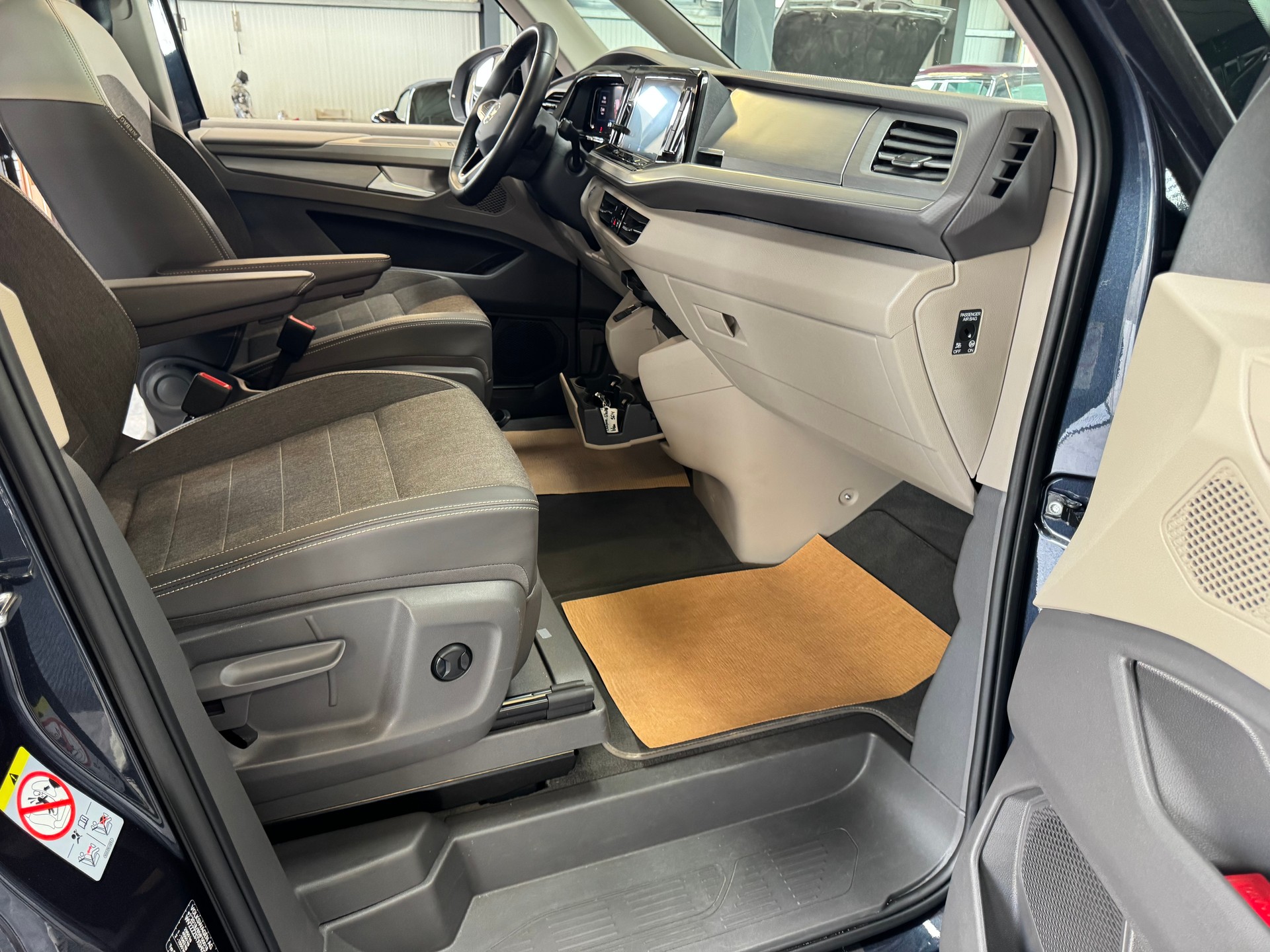 VW California eHybrid Ocean Liberty 4Motion-image-18
