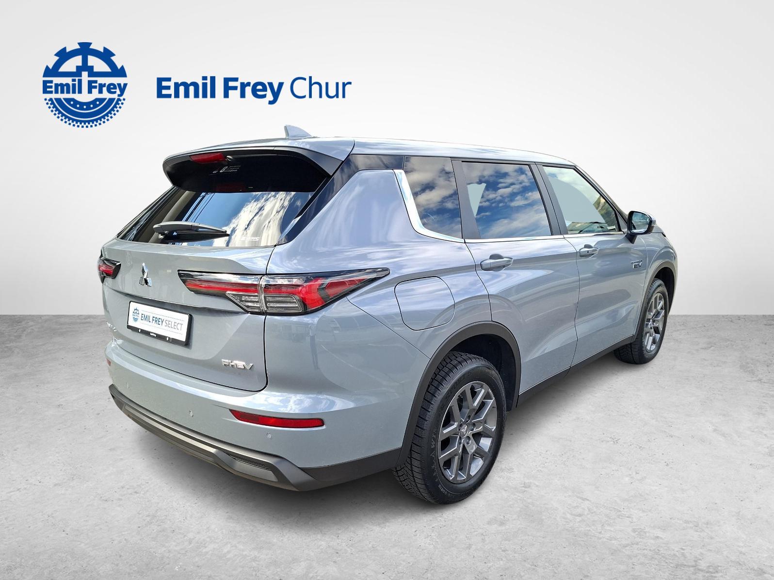 MITSUBISHI Outlander 2.4 PHEV Invite 4x4-image-4