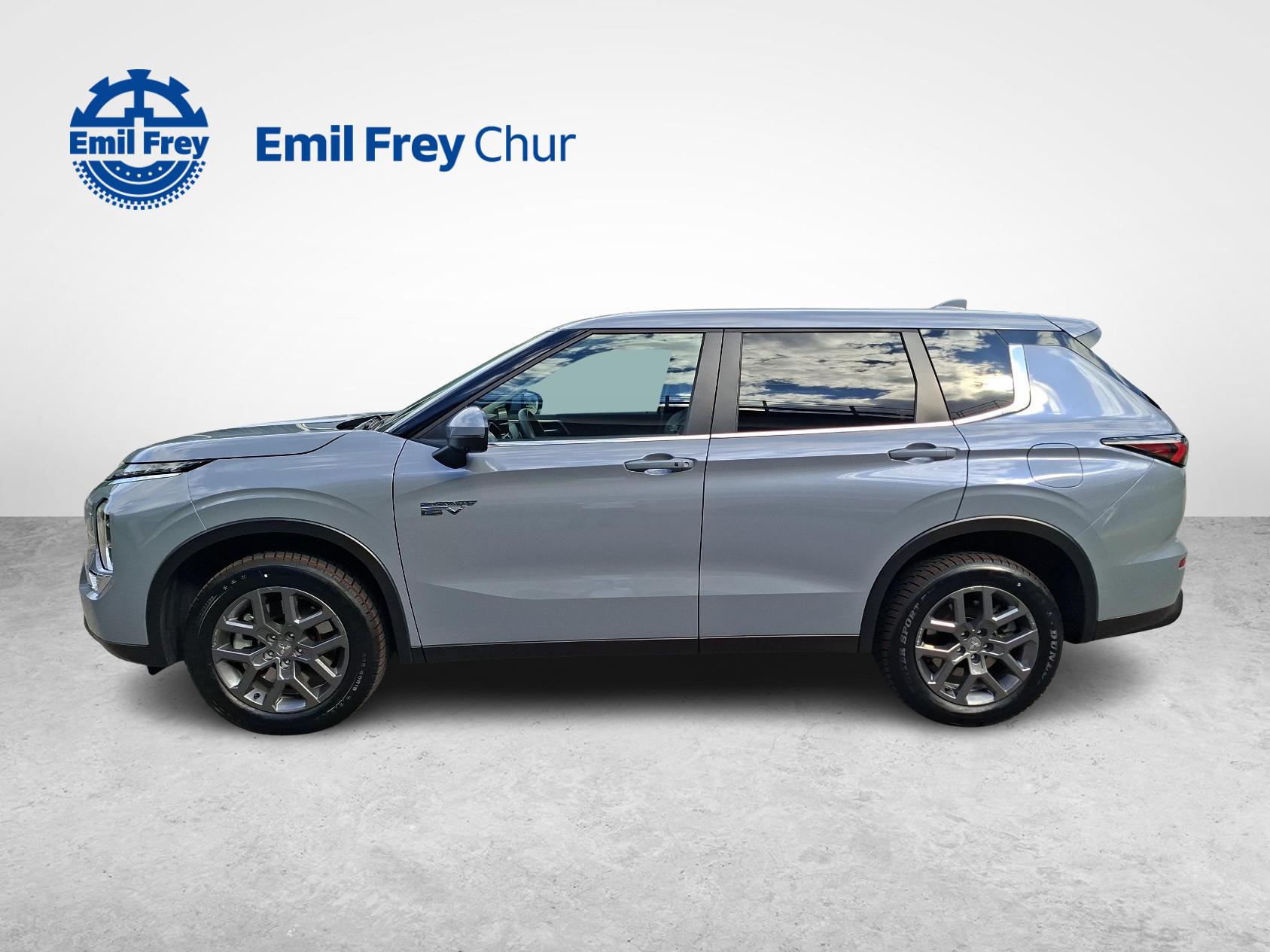 MITSUBISHI Outlander 2.4 PHEV Invite 4x4-image-1