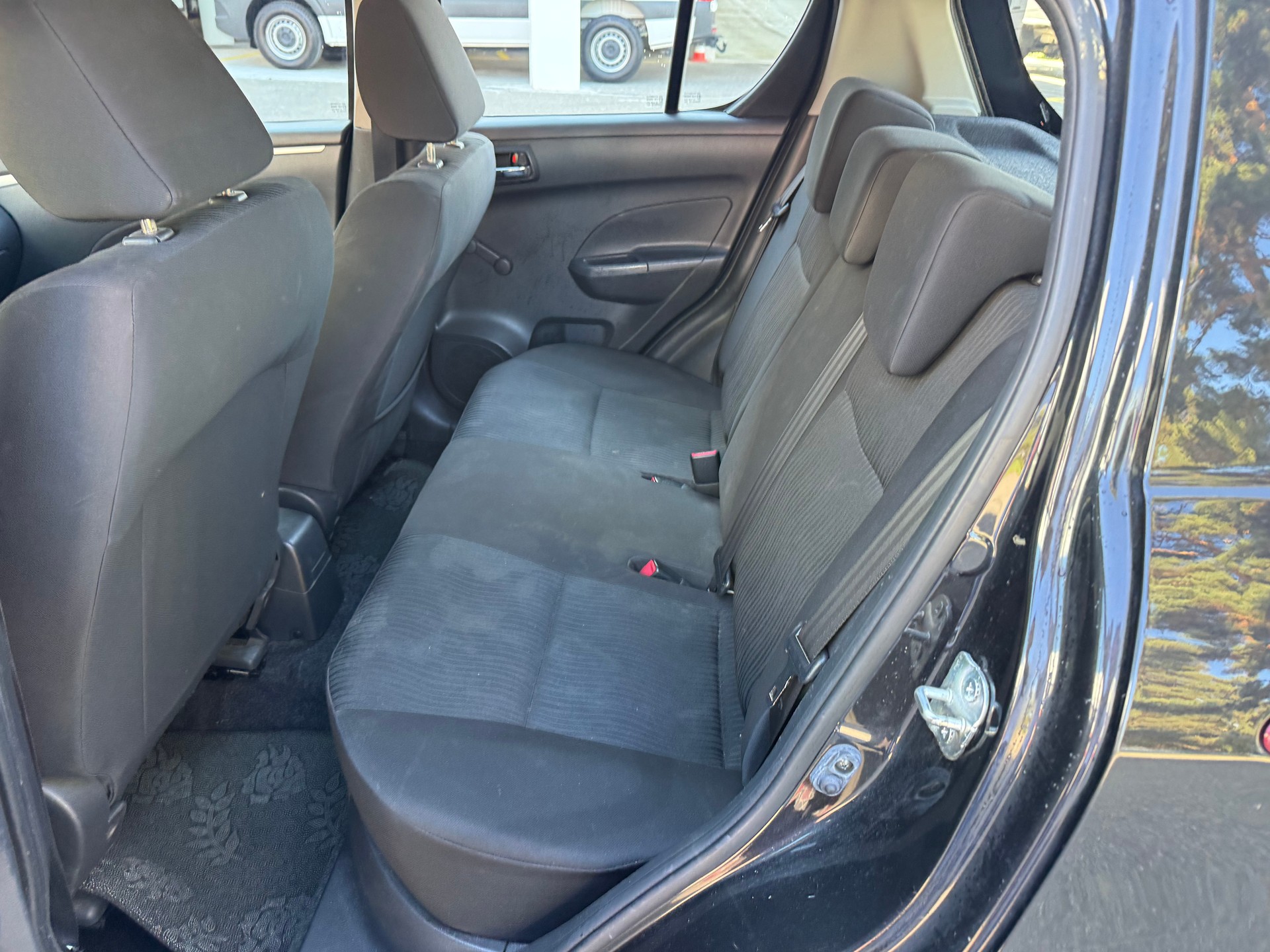 SUZUKI Swift 1.2i 16V GL-image-7