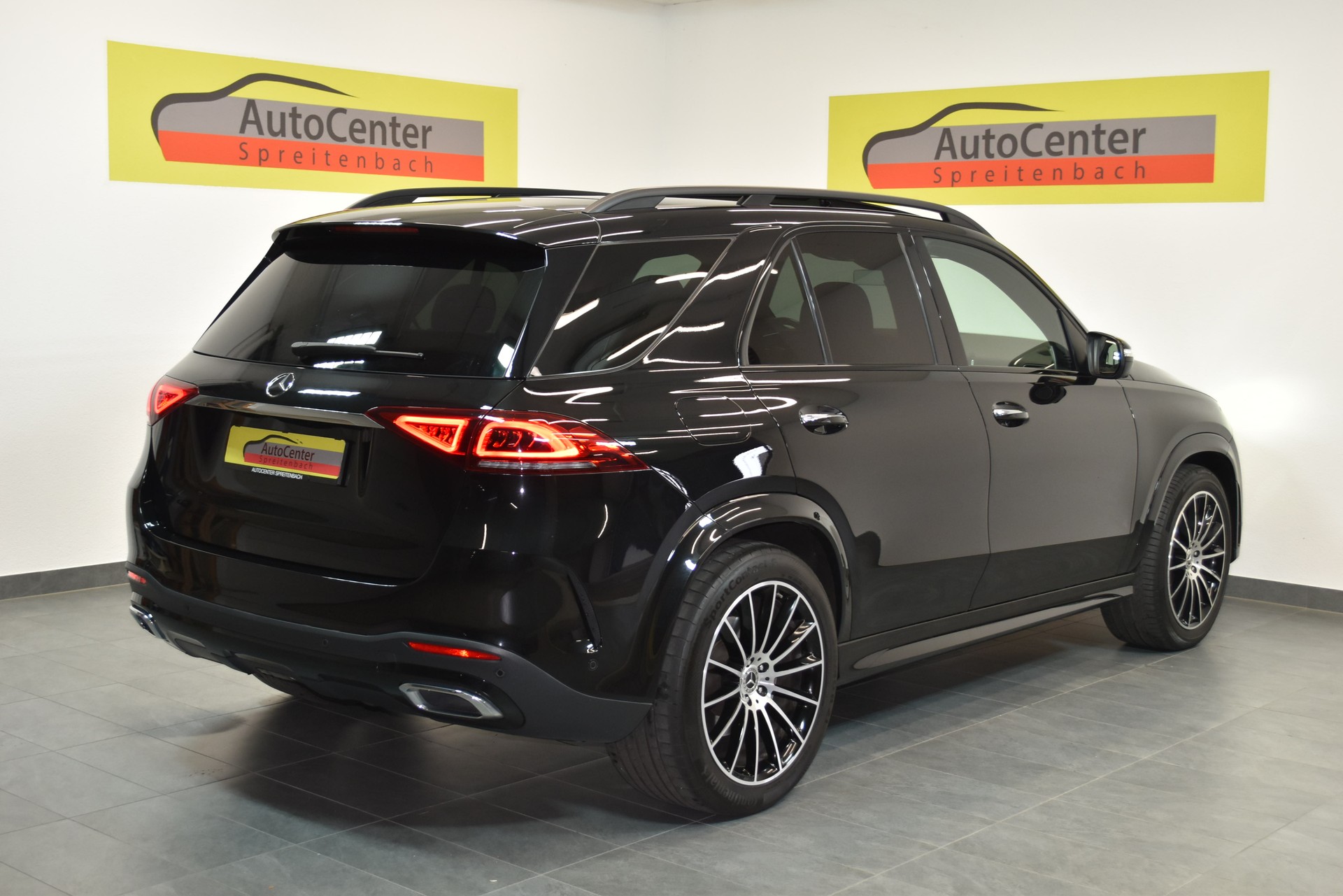 MERCEDES-BENZ GLE 300 d 4Matic AMG Line 9G-Tronic-image-15