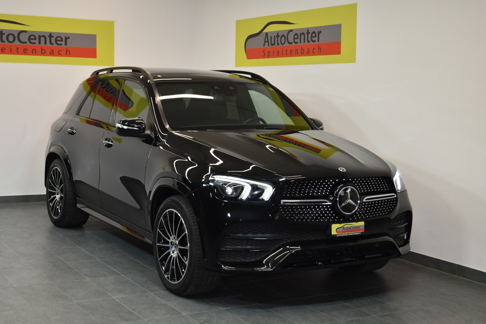 MERCEDES-BENZ GLE 300 d 4Matic AMG Line 9G-Tronic-image-0