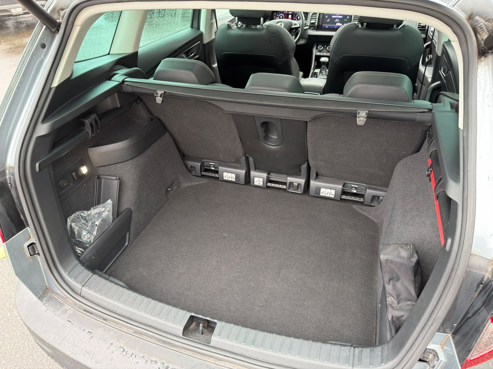 SKODA Karoq 2.0 TDI CR Style 4x4 DSG-image-14