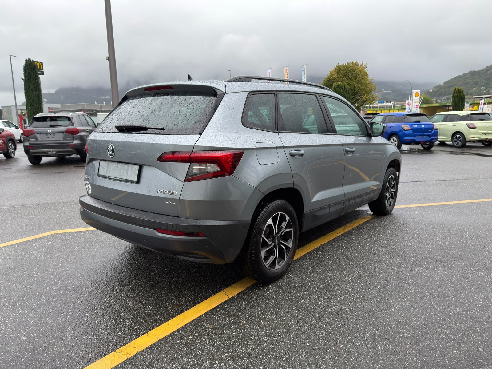 SKODA Karoq 2.0 TDI CR Style 4x4 DSG-image-4