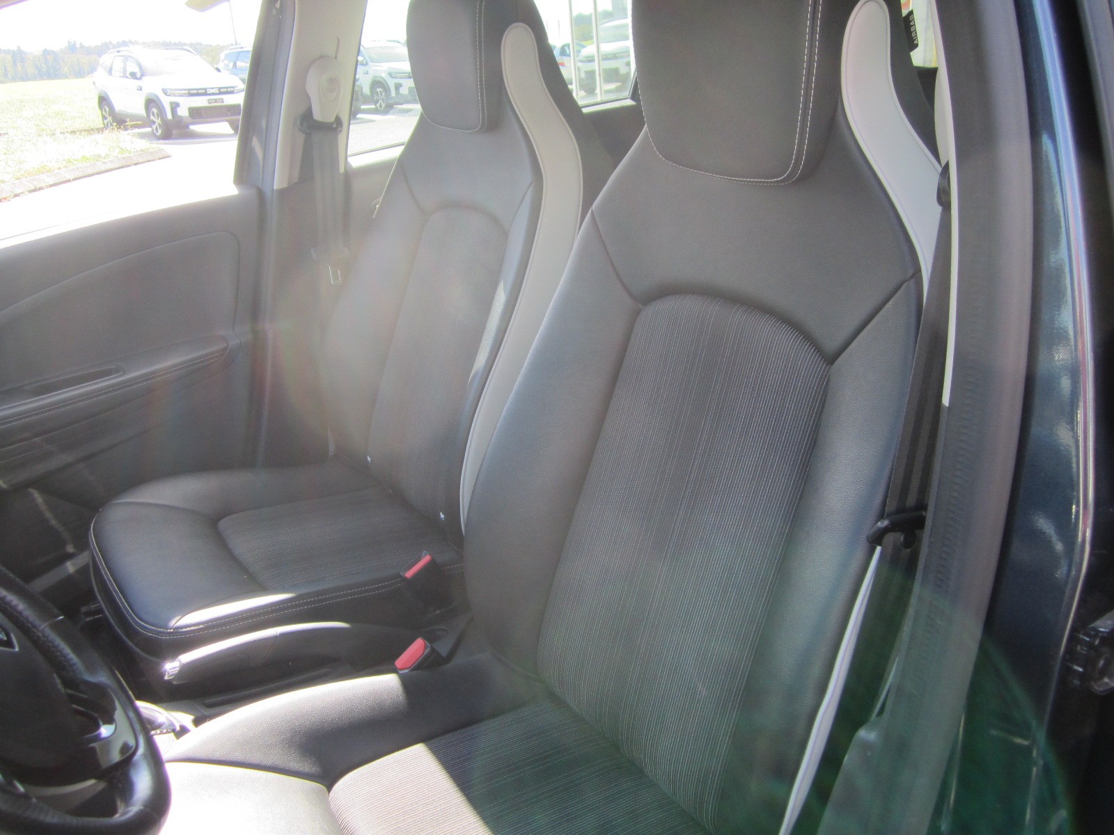 RENAULT Zoe Iconic R110-image-5