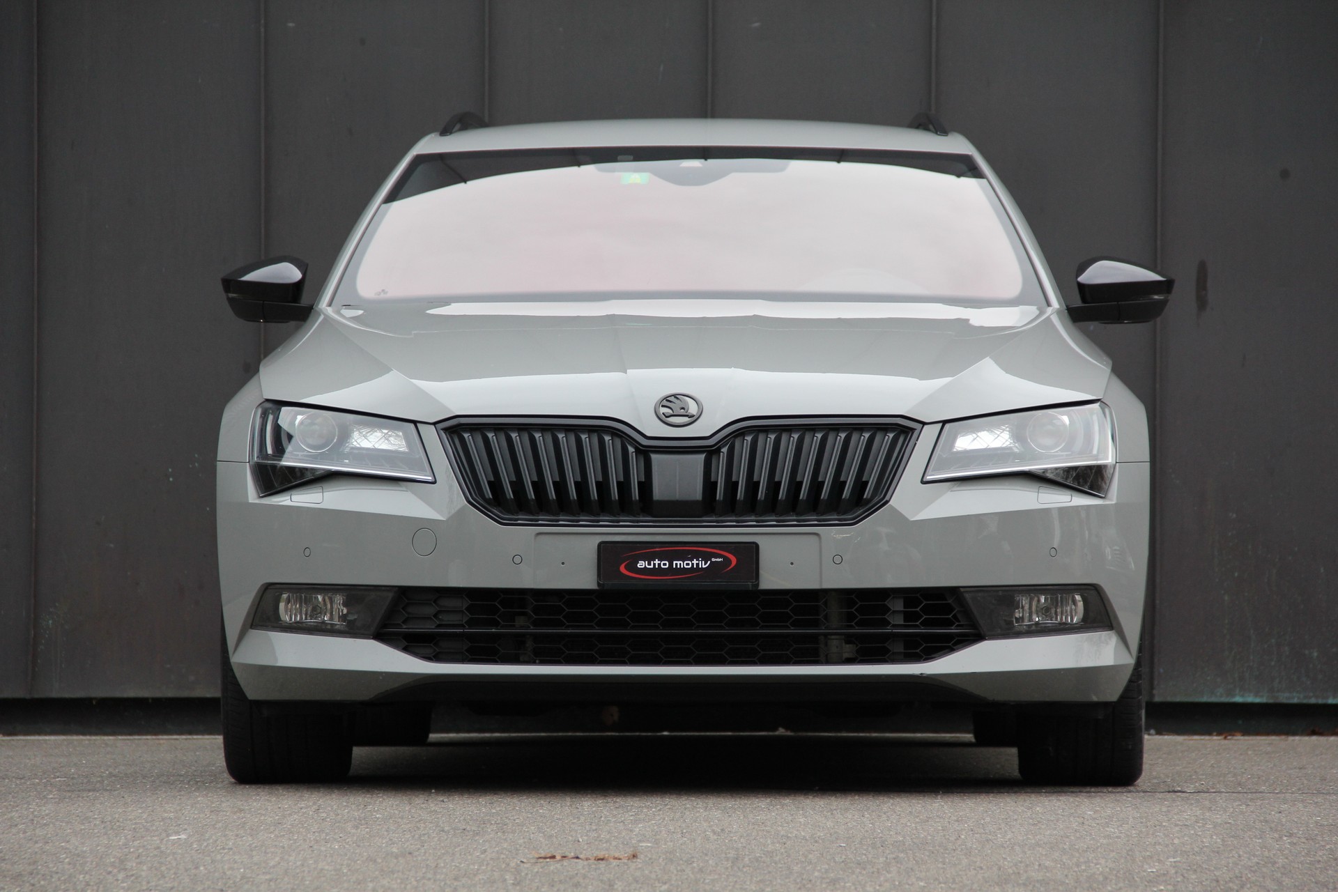 SKODA Superb Combi 2.0 TSI SportLine+ DSG 4x4-image-9