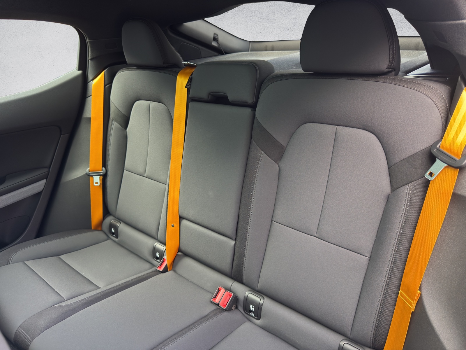POLESTAR Polestar 2 Long Range Dual 78 kWh MY23 Performance Paket-image-15